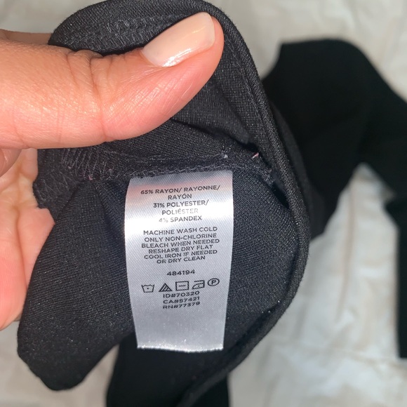 Ann Taylor Bateau Boatneck Peplum Black blouse M - Picture 5 of 5